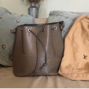 Trade for AROONSRI only. DO NOT BUY